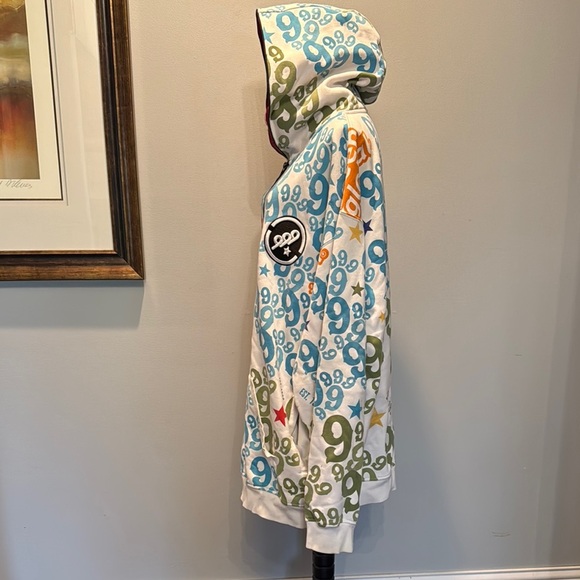 Rare Gino Green Global white Graphic Hoodie with 9’s monogram 5X - Picture 5 of 16